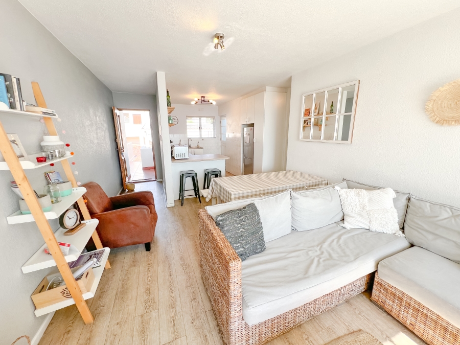 2 Bedroom Property for Sale in Plettenberg Bay Central Western Cape